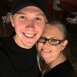 Meet your Posher, Tina